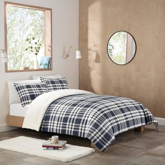 UGG Leonora Full-Queen 3-Piece Comforter Set Soft Luxury Bedding 2 Pillow Shams - Picture 1 of 9